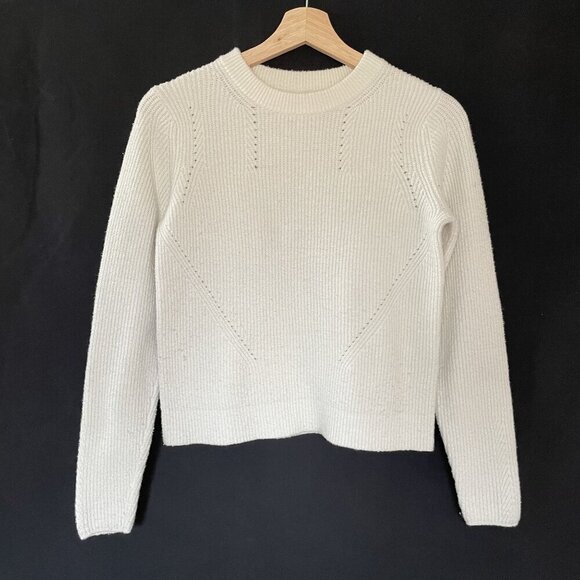 Banana Republic Sweaters - Banana‎ Republic white women's size XS knit crewneck sweater cotton comfortable